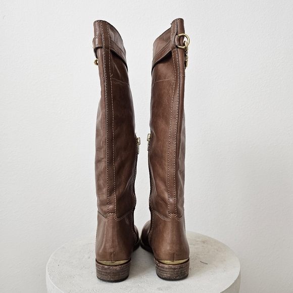 Coach Laguna Distressed Leather Boots 6.5 - Picture 5 of 16